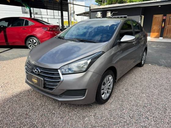 HYUNDAI HB20S 1.6 COMFORT PLUS 16V FLEX 4P MANUAL HYUNDAI HB20S 1.6 COMFORT PLUS 16V FLEX 4P MANUAL